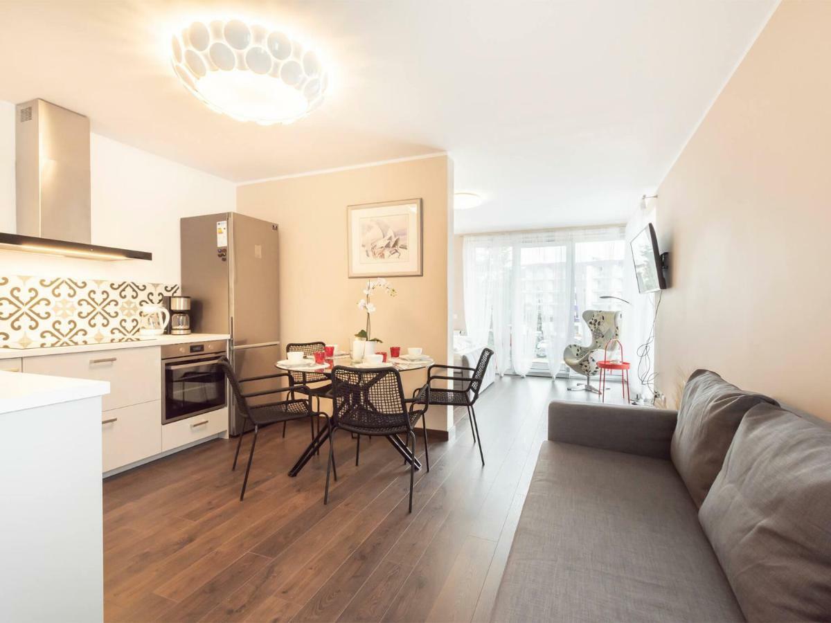 ミエルノVacationclub - Pionierow 6, Apartament 31アパートメント エクステリア 写真